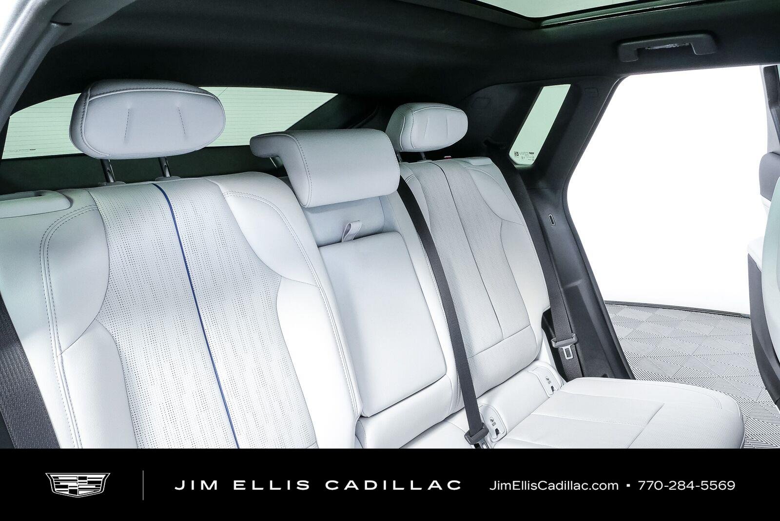 New 2027 Vibrant White Tricoat Cadillac Sport image 22