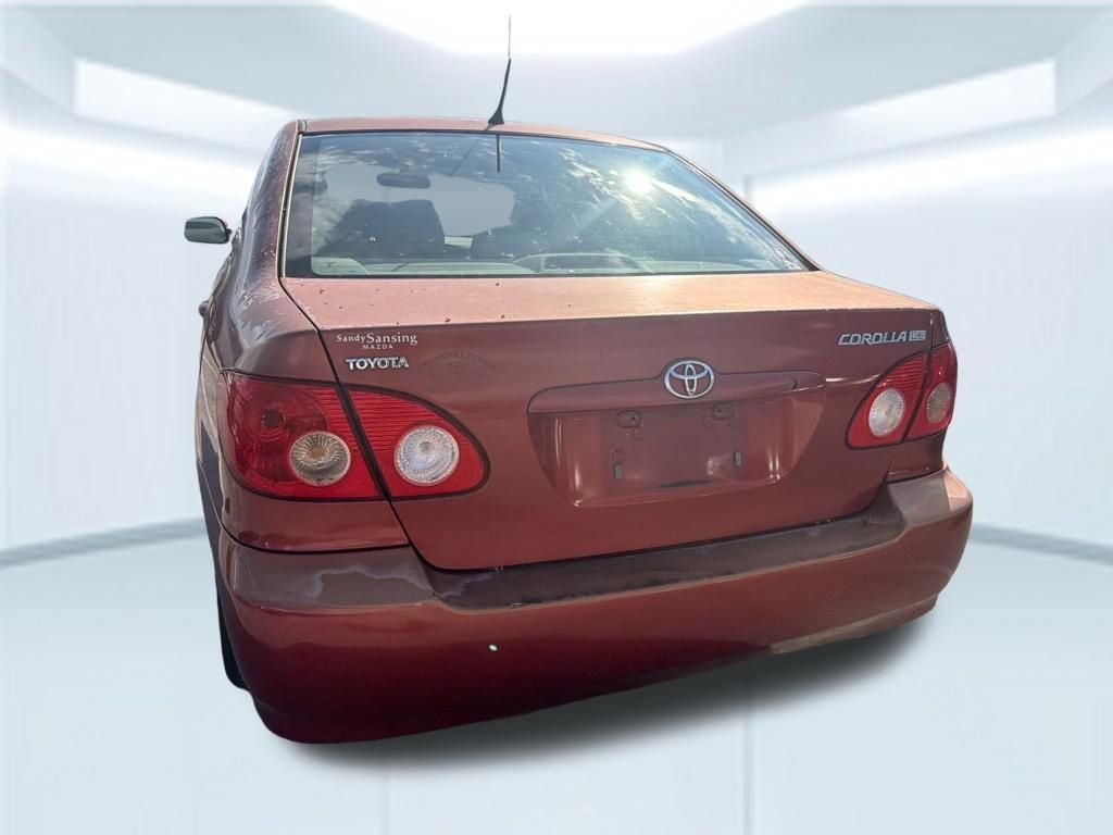 Used 2006 Red Toyota LE image 27
