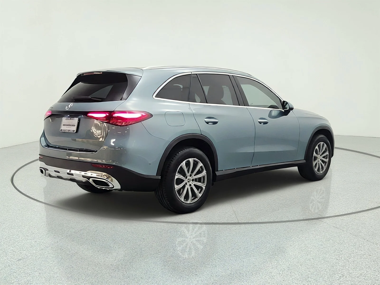 Used 2026 Verde Silver Metallic Mercedes-Benz GLC 300 SUV image 5