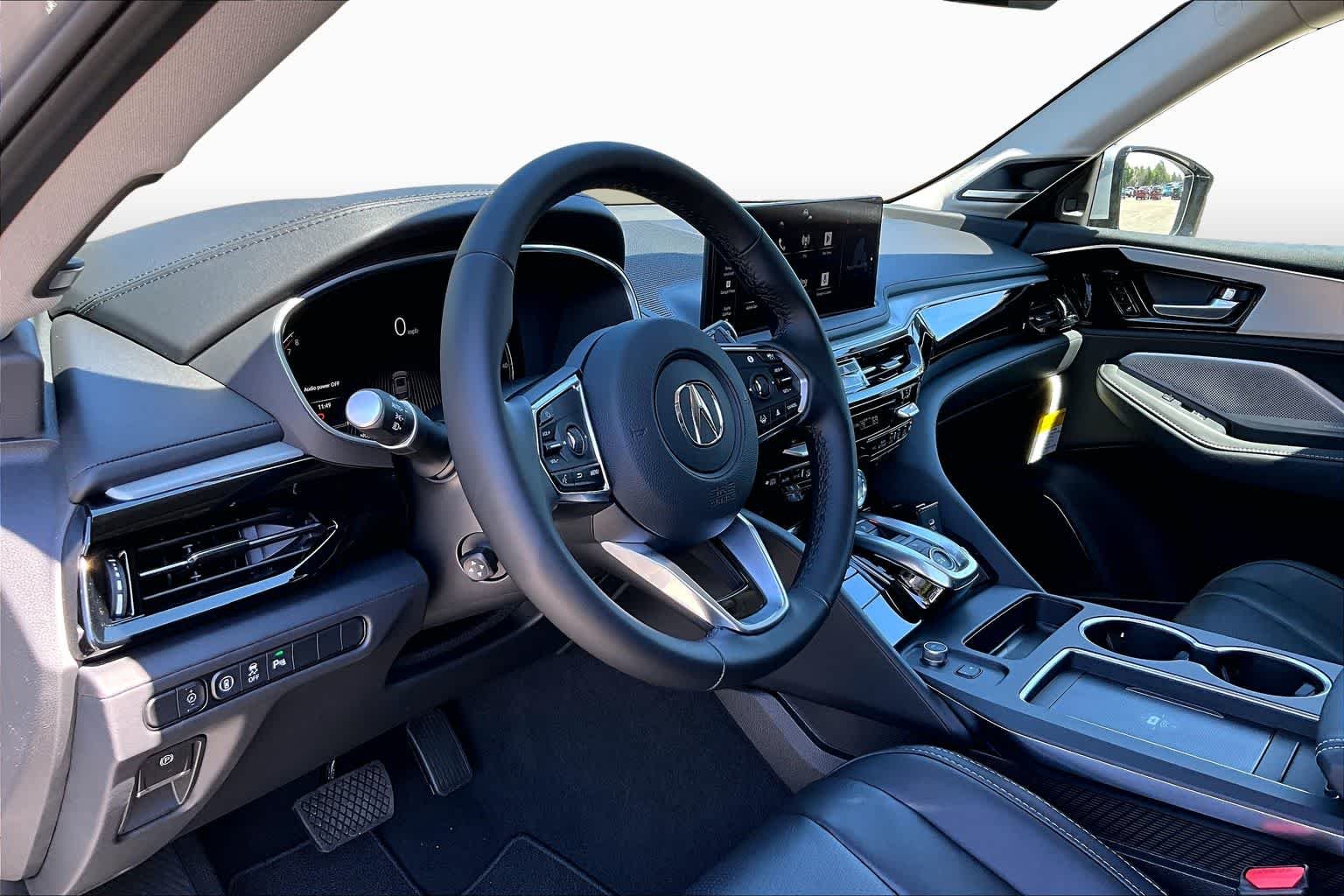 Used 2026 Solar Silver Metallic Acura w/Technology Package image 8