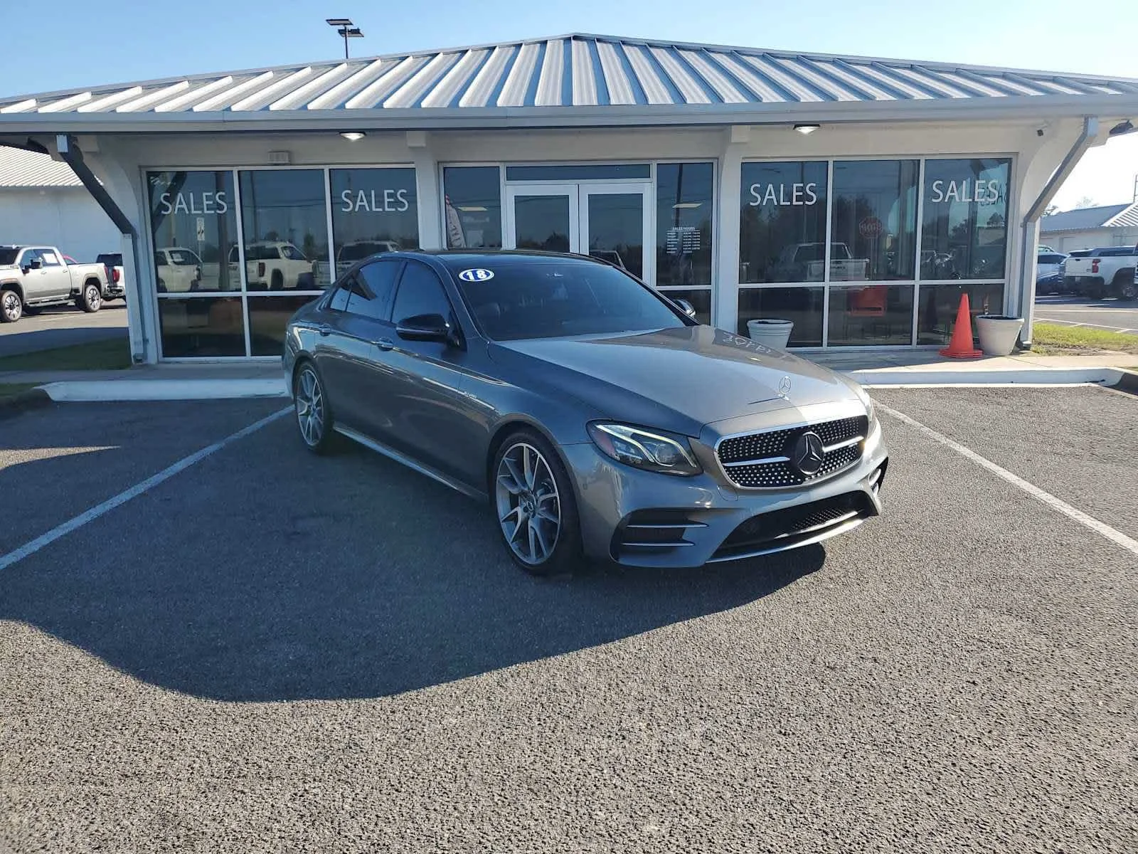 Used 2018 Selenite Gray M Mercedes-Benz AMG® E 43 image 9