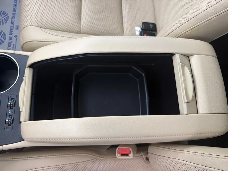 Used 2017 Red Toyota Limited image 37
