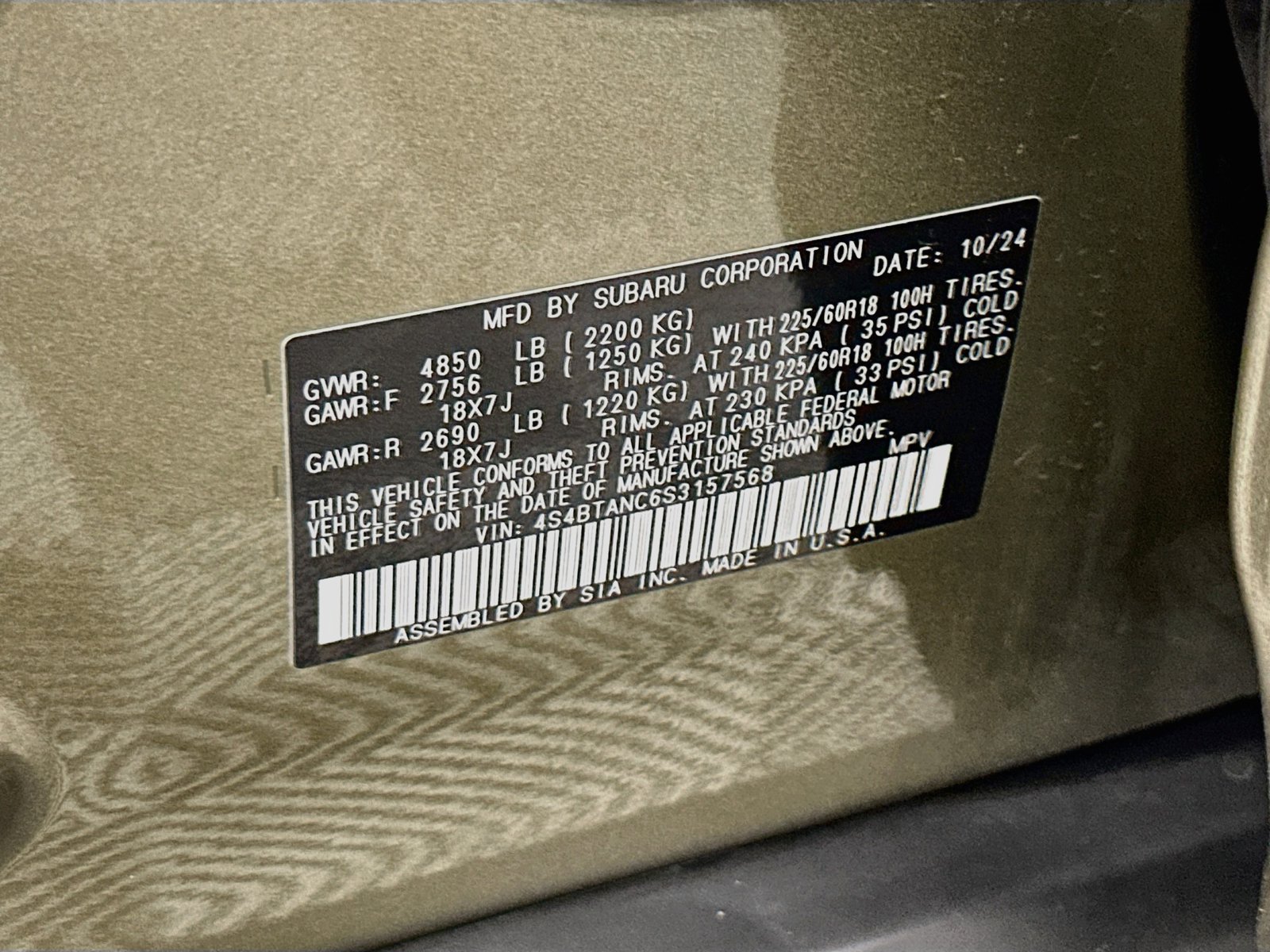 Used 2025 Autumn Green Metallic Subaru Limited image 34