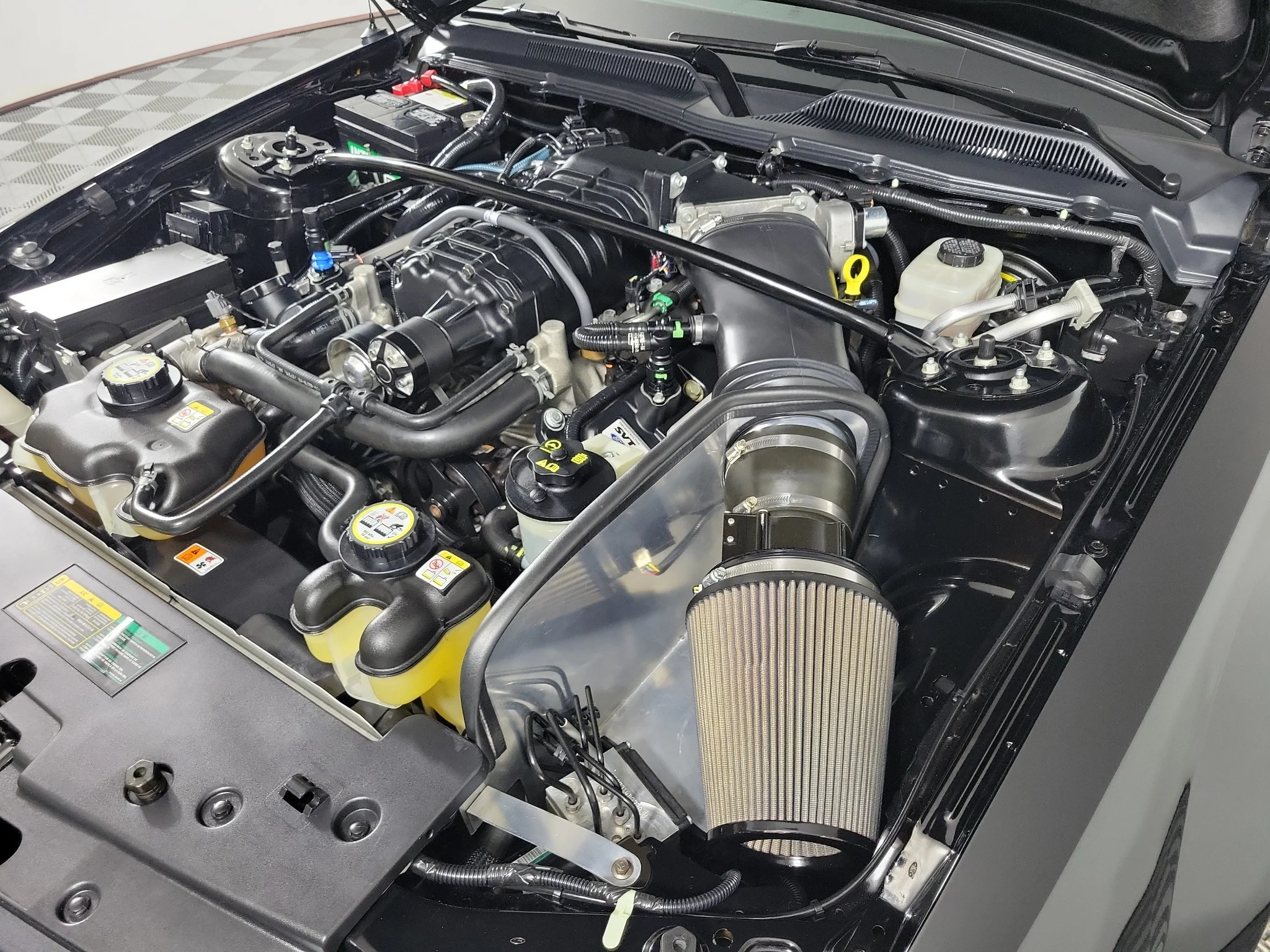 Used 2008 Ebony Clearcoat Ford Shelby GT500 image 28