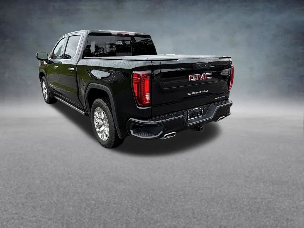 Used 2022 ONYX BLACK GMC Denali image 3