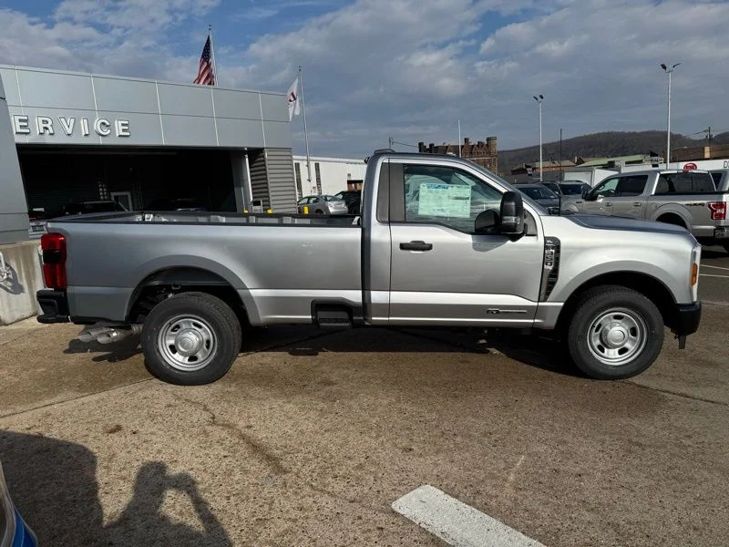 New 2024 Iconic Silver Metallic Ford F-350® XL image 8