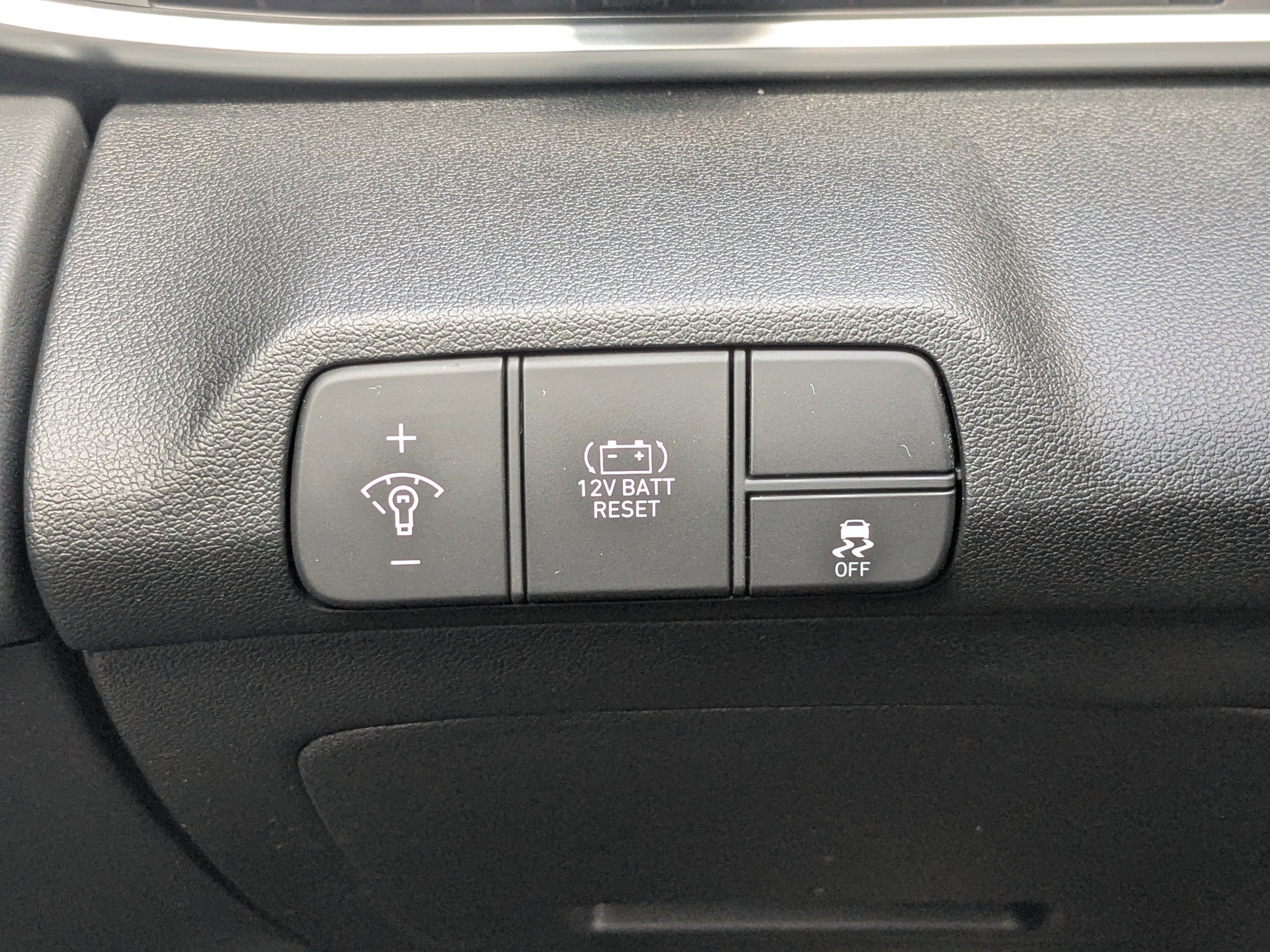 New 2026 Amazon Gray Hyundai Blue image 25