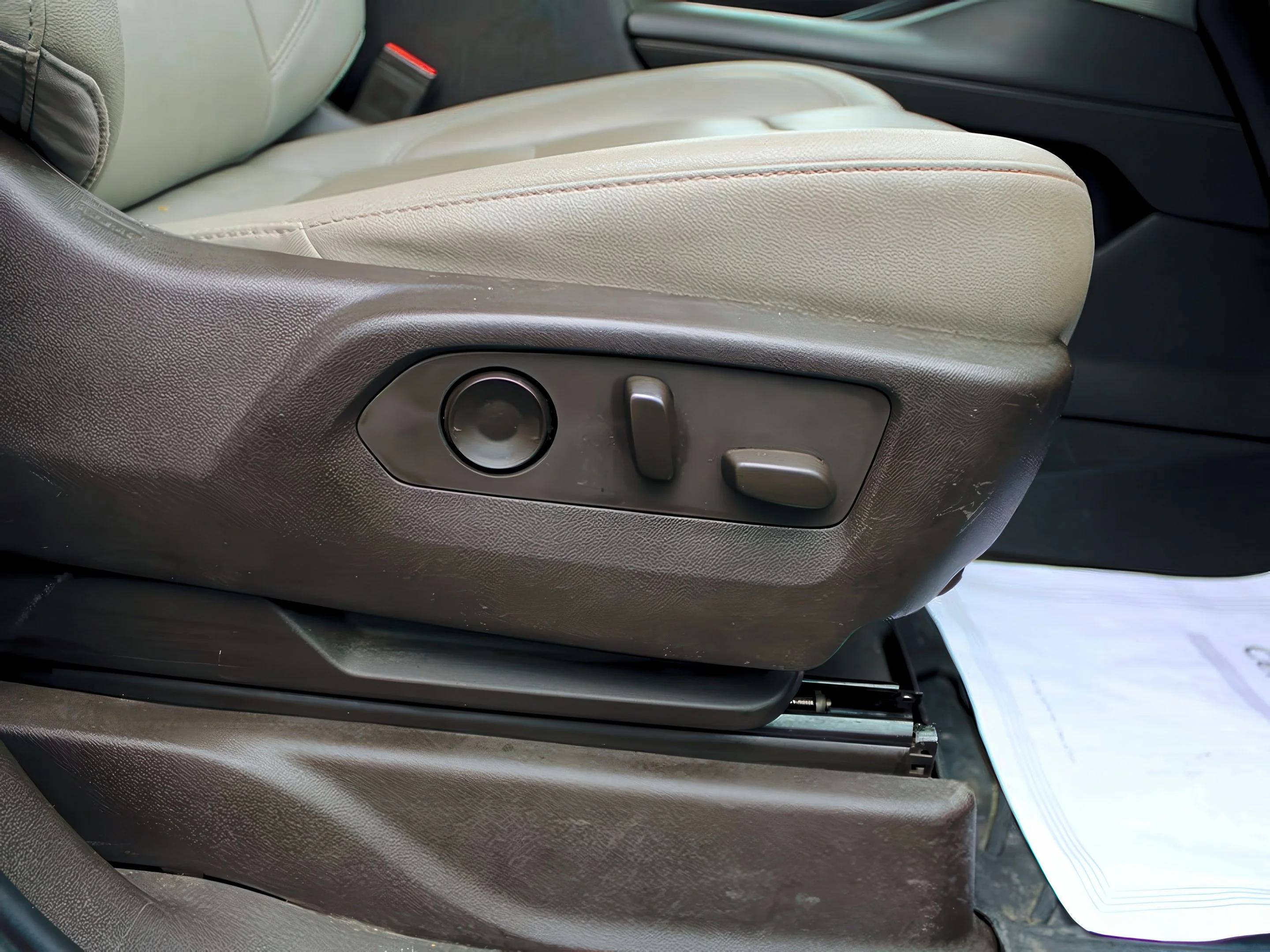 2021 Chevrolet Suburban Z71 - Photo 24