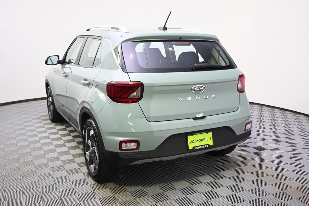 Certified Used 2025 Green Hyundai Limited image 4