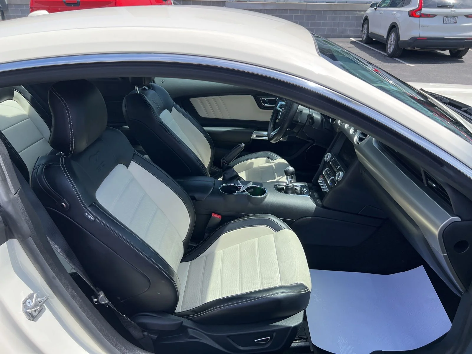 Used 2015 Wimbledon White Ford GT 50 Years Limited Edition image 45