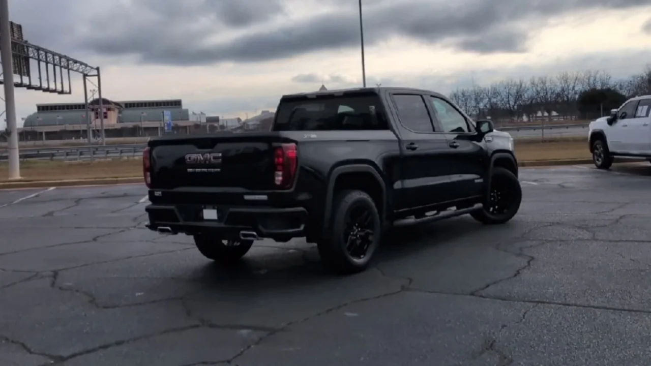 New 2026 Onyx Black GMC Elevation image 8