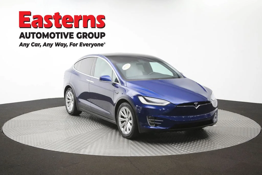 Used 2017 Blue Tesla 100D image 46