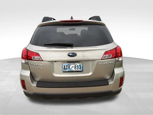 Used 2014 Gray Subaru 2.5i image 4