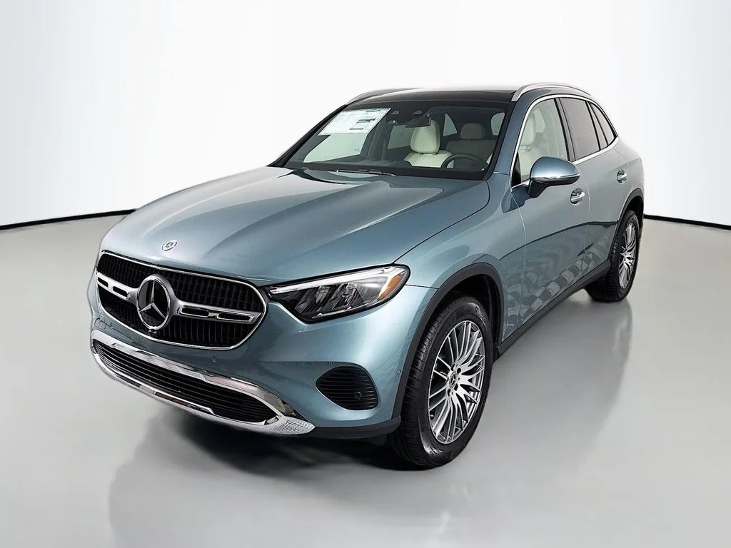 2026 Mercedes-Benz GLC GLC 300 4MATIC's photo