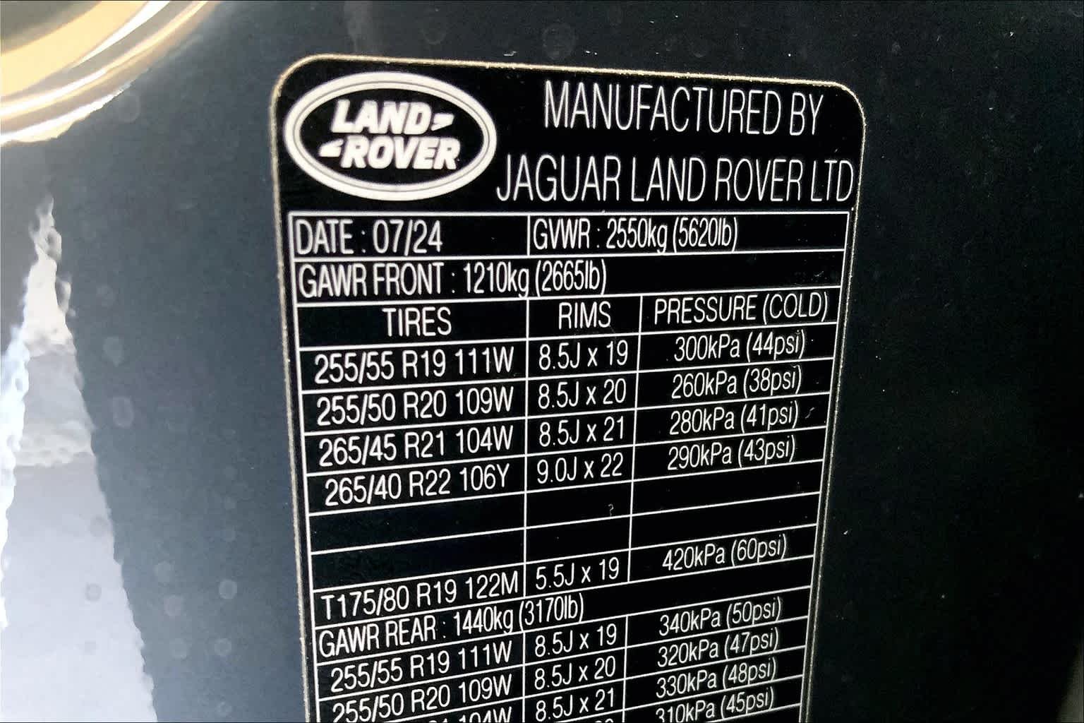 Used 2025 Varesine Blue Metallic Land Rover Dynamic SE image 22