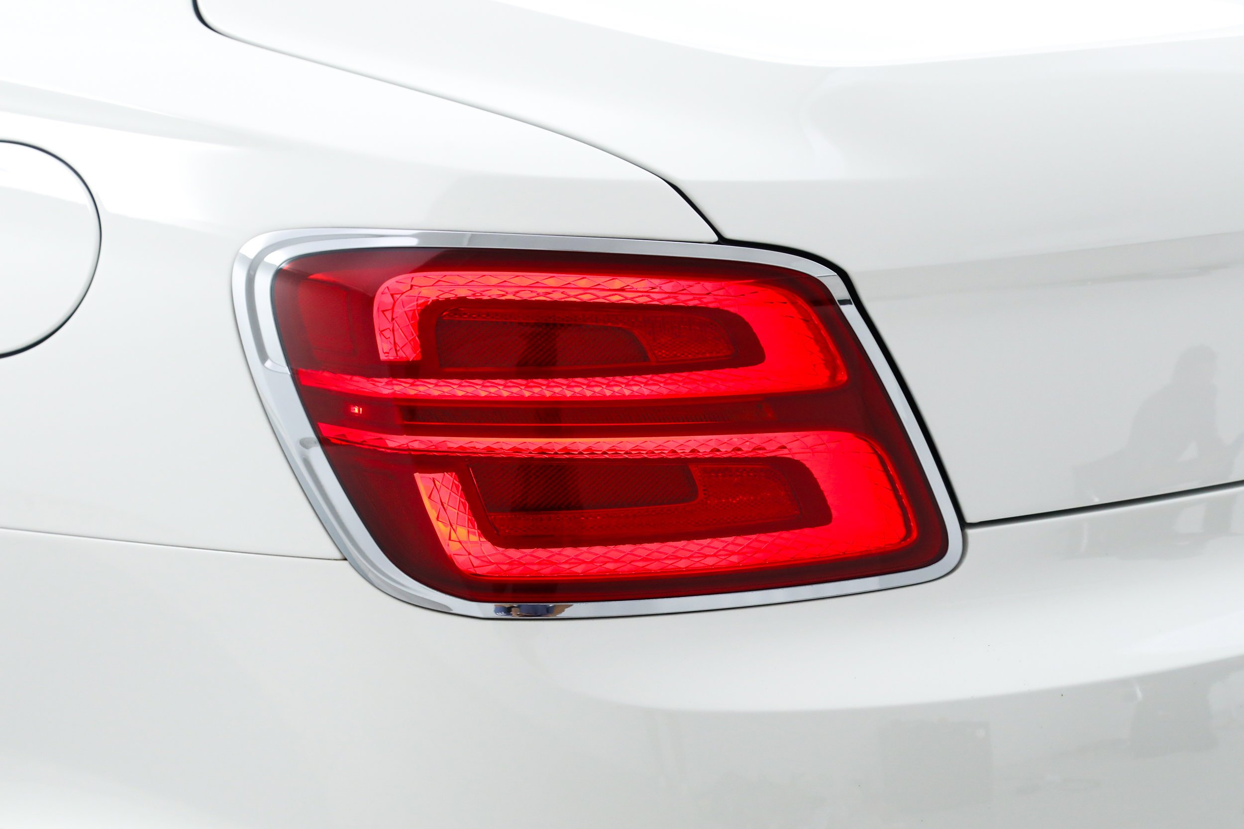 Used 2022 White Bentley  image 13