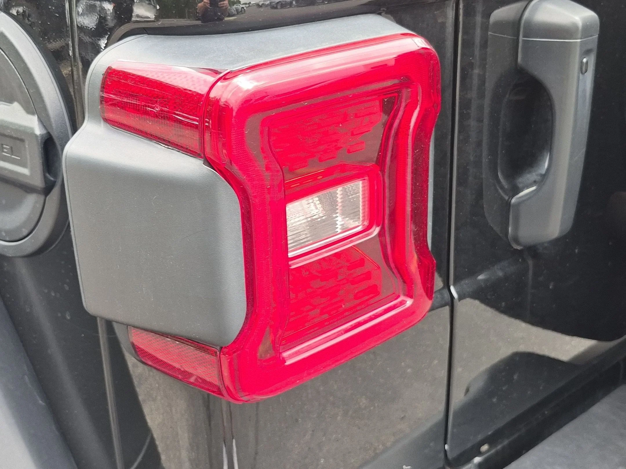 2024 Jeep Wrangler 4-Door Rubicon - Photo 11