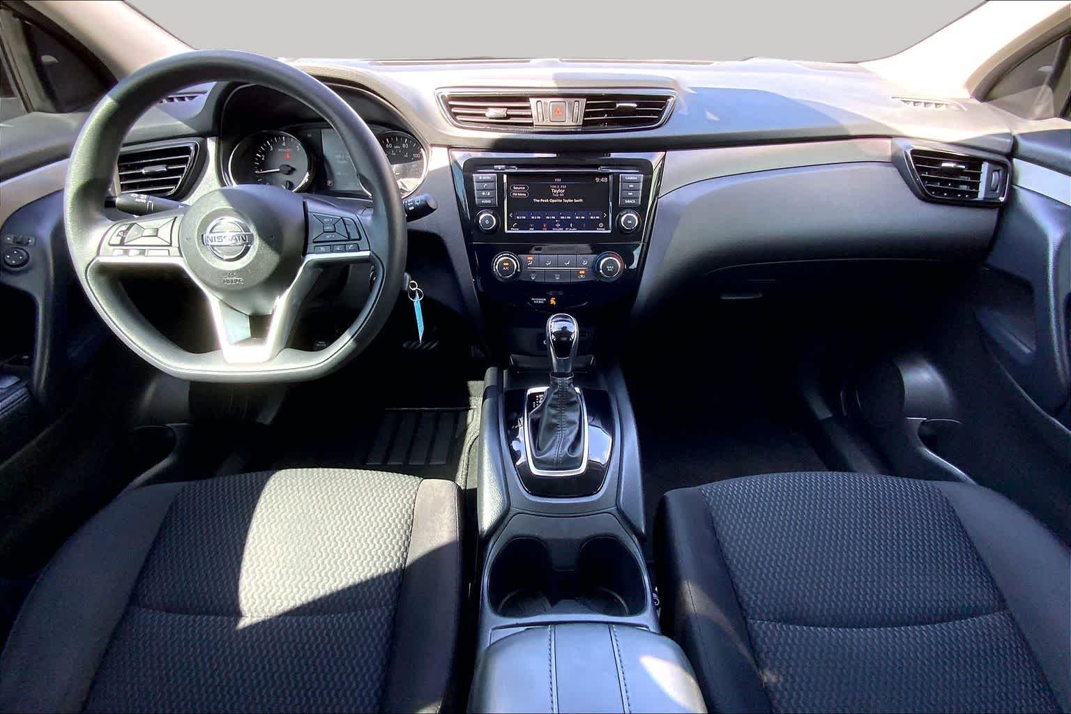 Used 2020 Magnetic Black Pearl Nissan S image 14