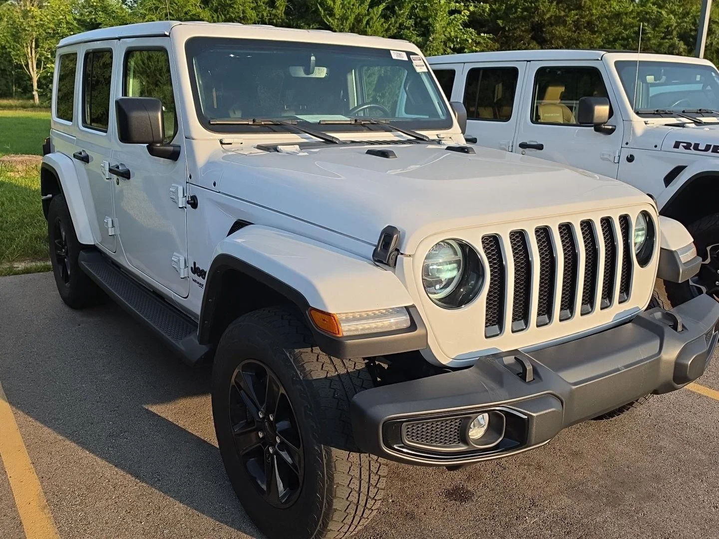 Used 2022 White Jeep Unlimited Sahara Altitude image 2