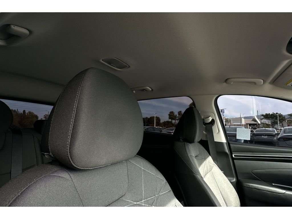 Used 2022 Phantom Black Hyundai SEL image 20
