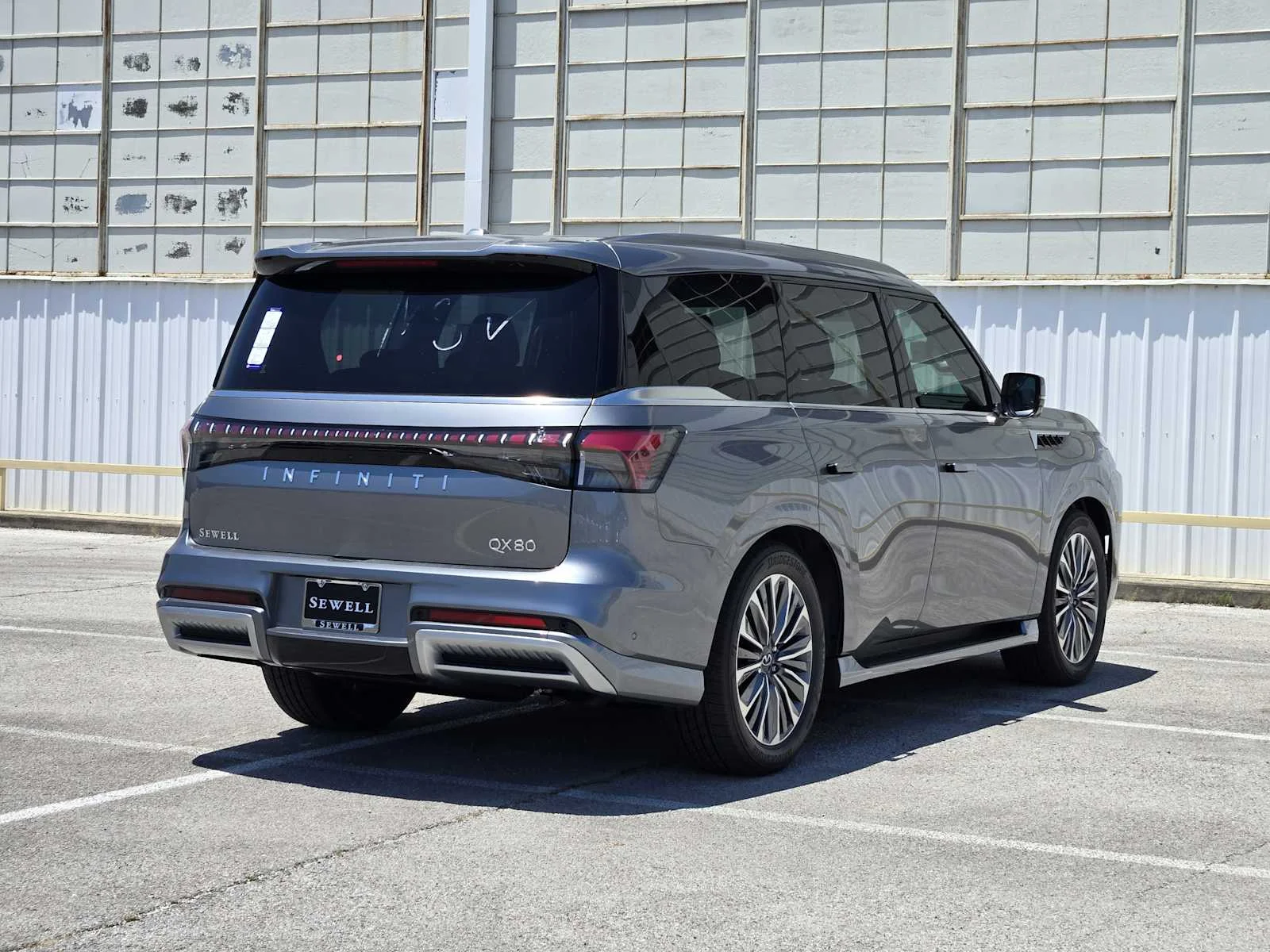 New 2026 DYNAMIC METAL INFINITI Luxe 2WD image 4