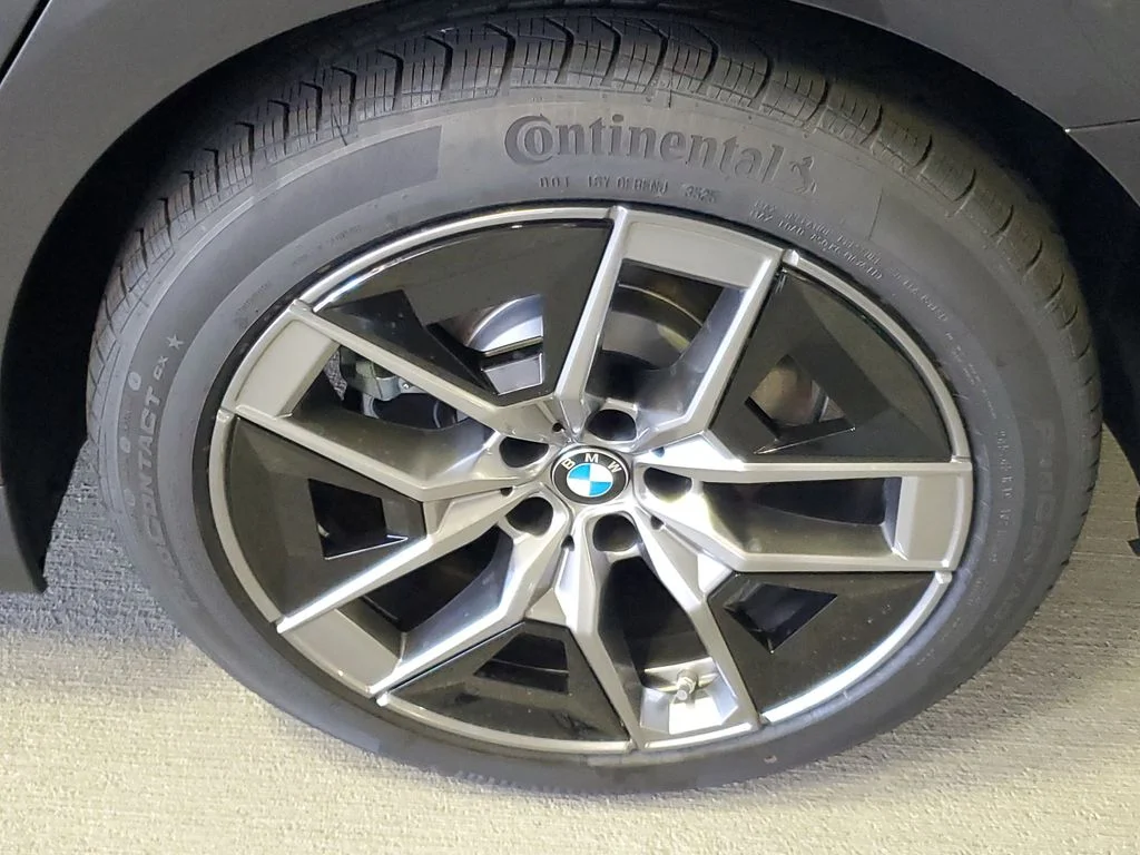 Used 2026 Gray BMW 530i image 5