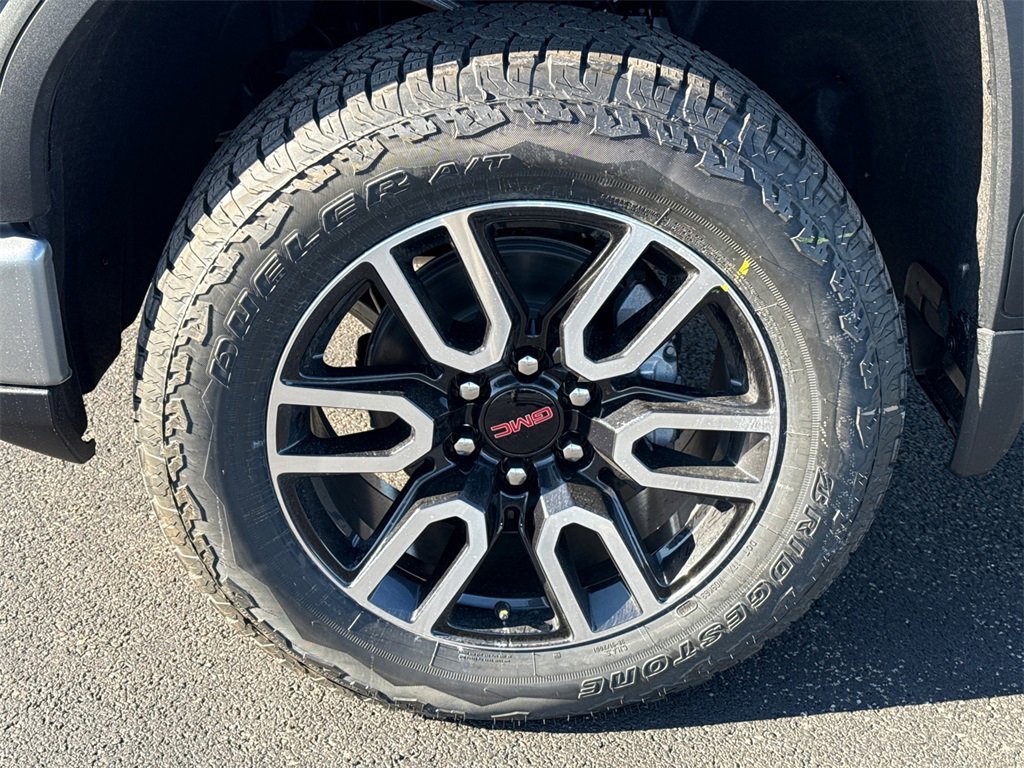 2026 GMC SIERRA - Image 10