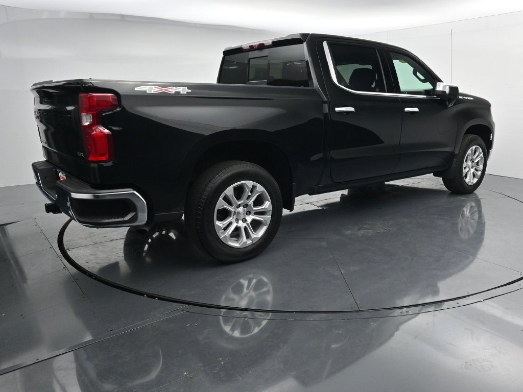 Used 2022 Black Chevrolet LTZ image 8
