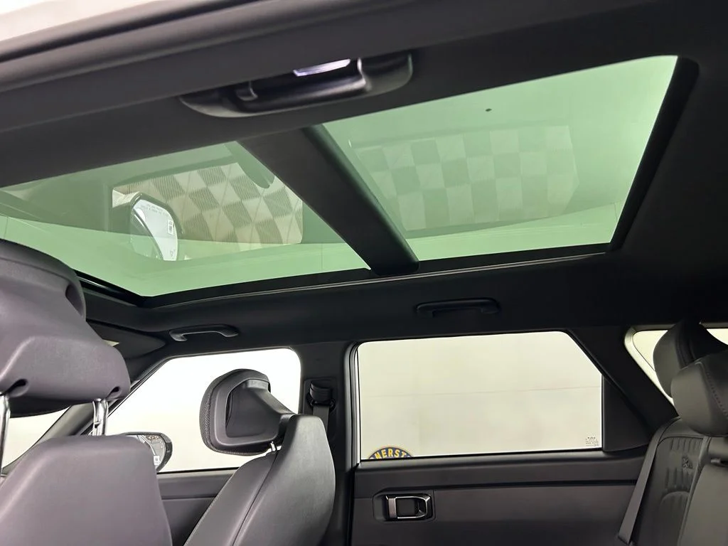 New 2027 Snow White Pearl Kia X-Line S image 14
