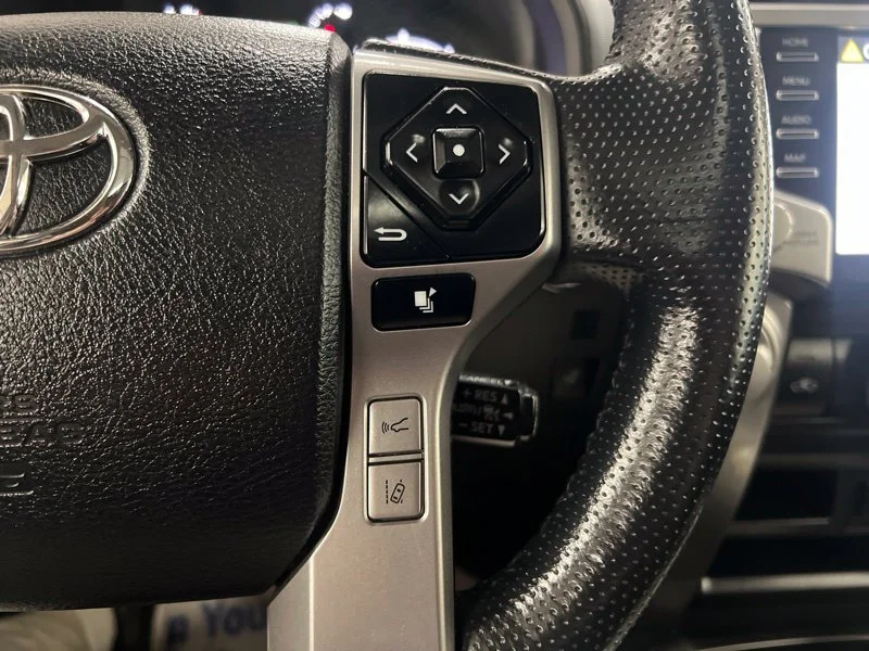 Used 2024  Toyota SR5 Premium image 23