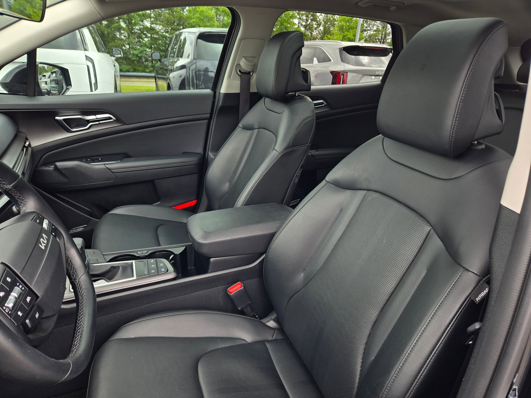 Used 2026 Ebony Black Kia SX image 23