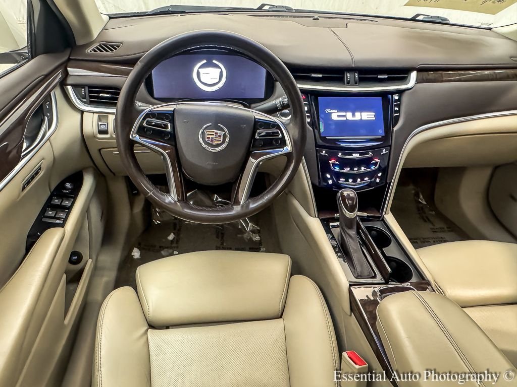 Used 2013 White Diamond Clearcoat Cadillac Premium image 14
