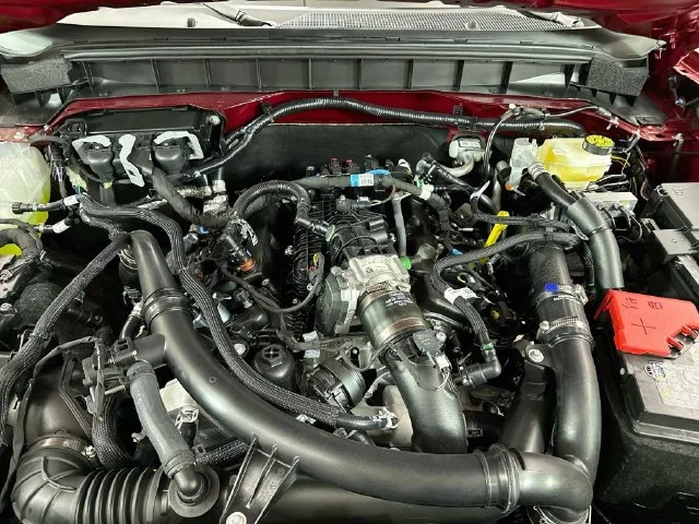New 2026 Ruby Red Metallic Tinted Clearcoat Ford Heritage Edition image 30
