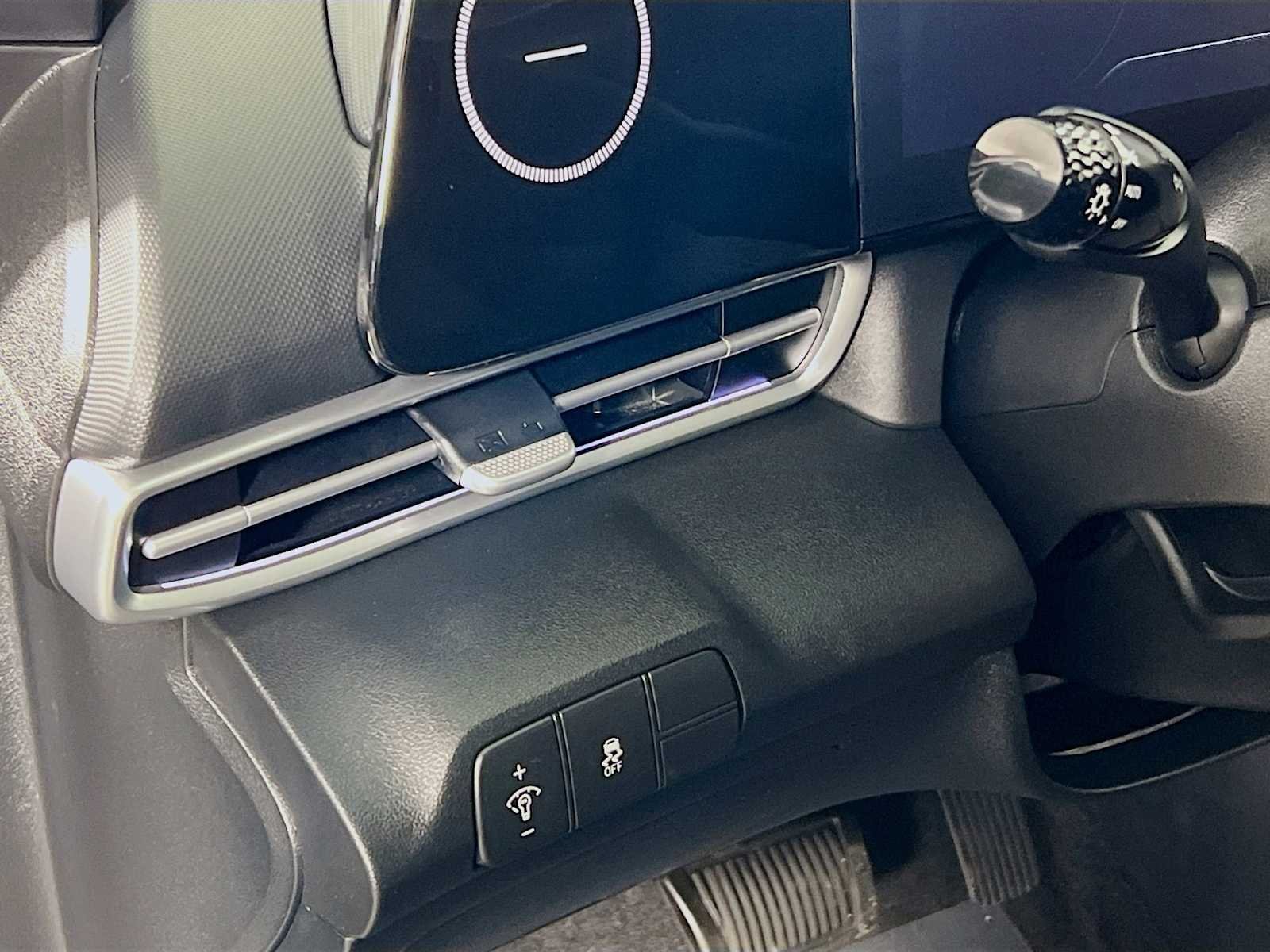 Used 2025 Abyss Black Hyundai SEL Convenience image 10