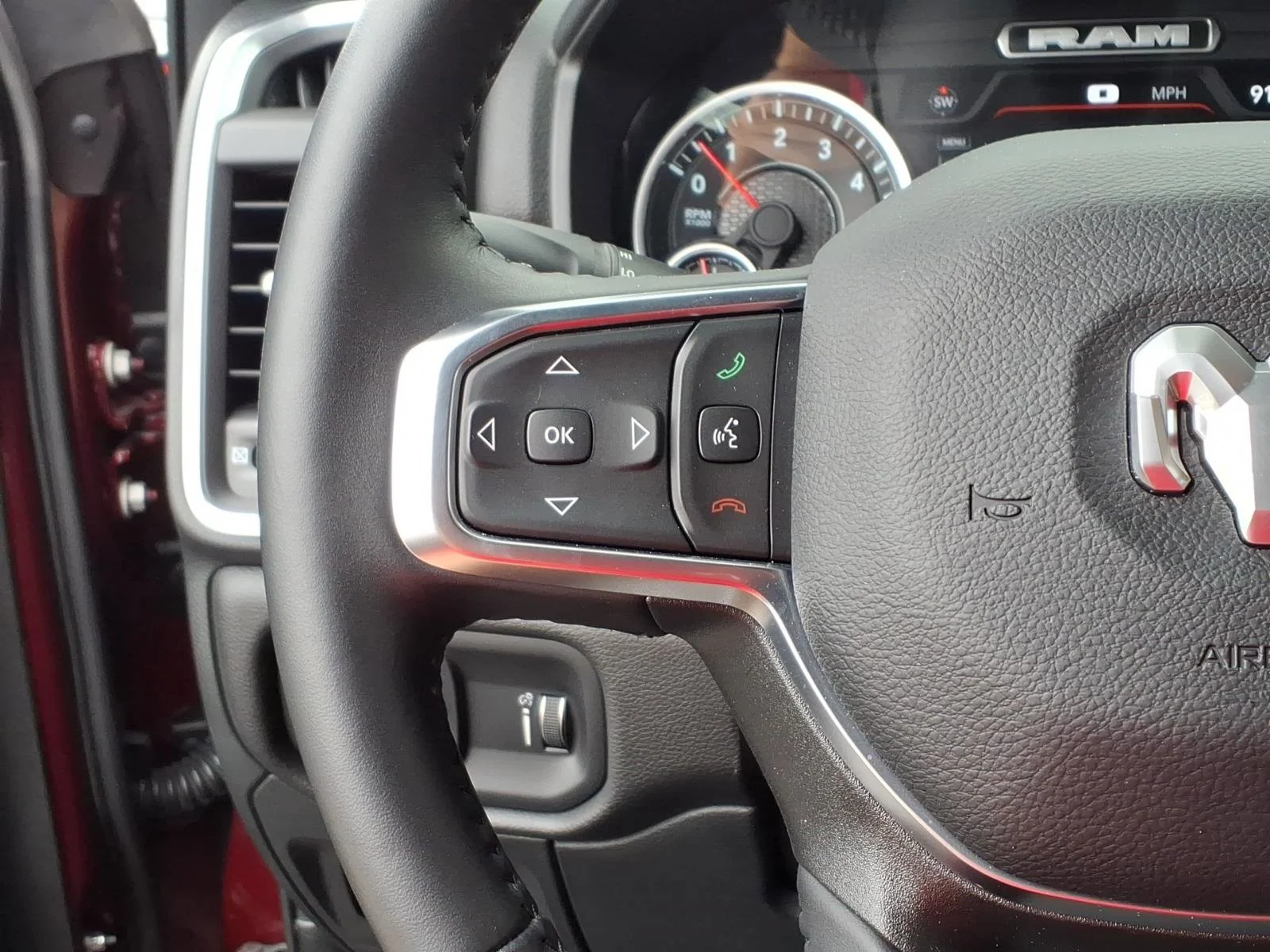 Used 2024 Delmonico Red Pearlcoat Ram Big Horn image 15