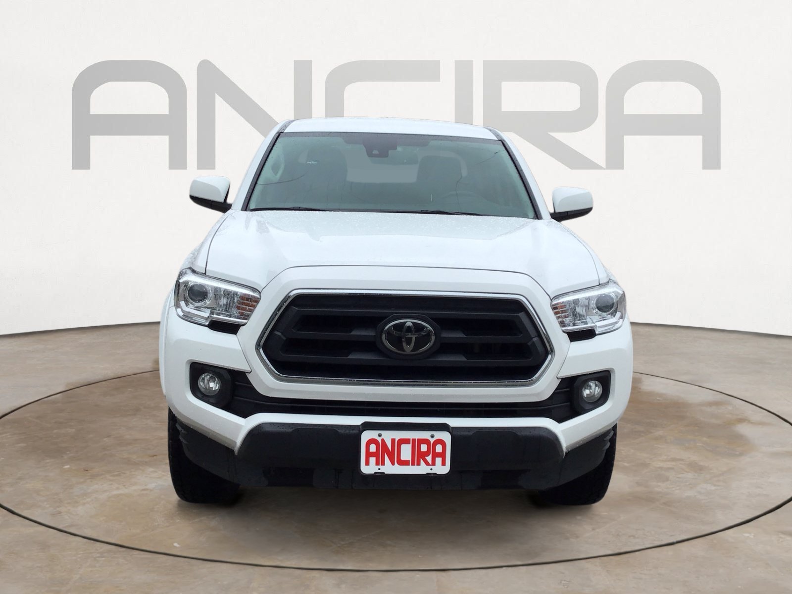 Used 2023 Ice Cap Toyota SR5 image 4
