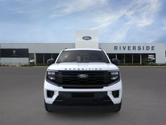 New 2025 Star White Metallic Tri-Coat Ford Platinum® image 6