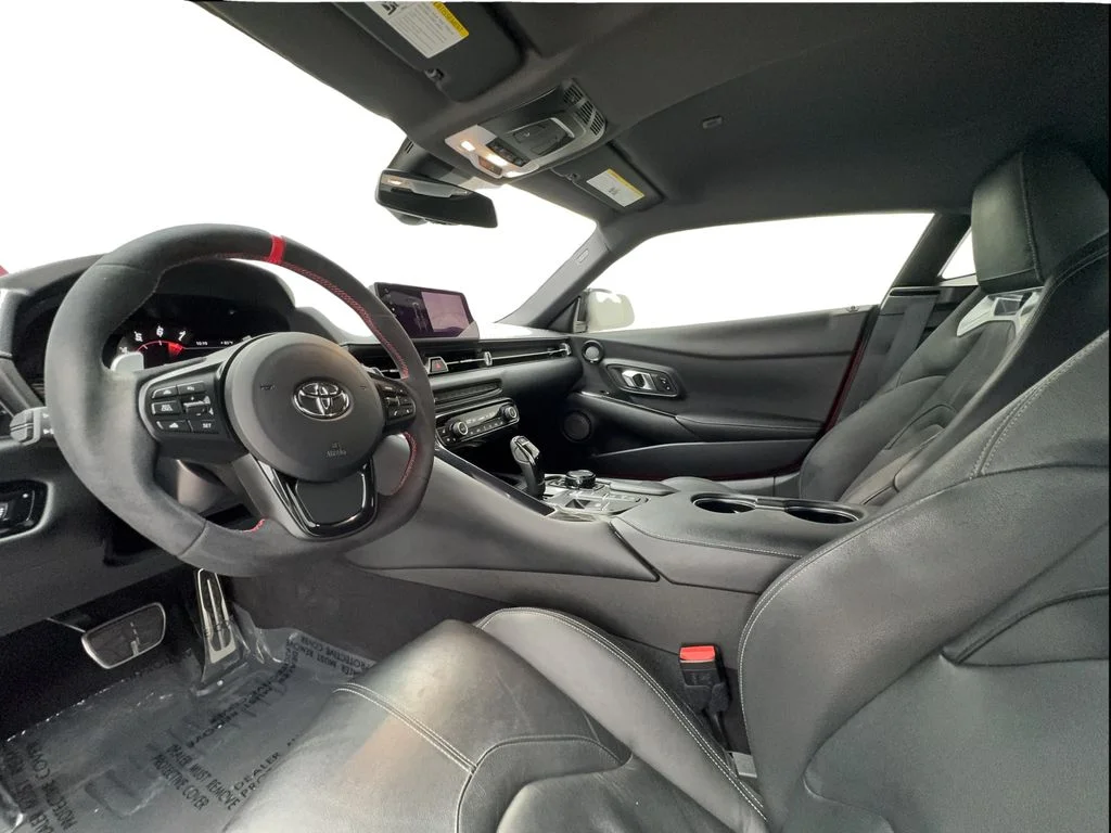 Used 2022 Red Toyota 3.0 image 24