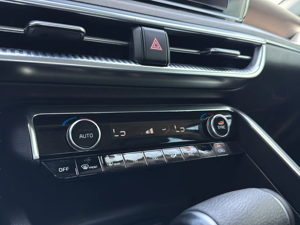 2023 Kia K5 EX - Photo 22