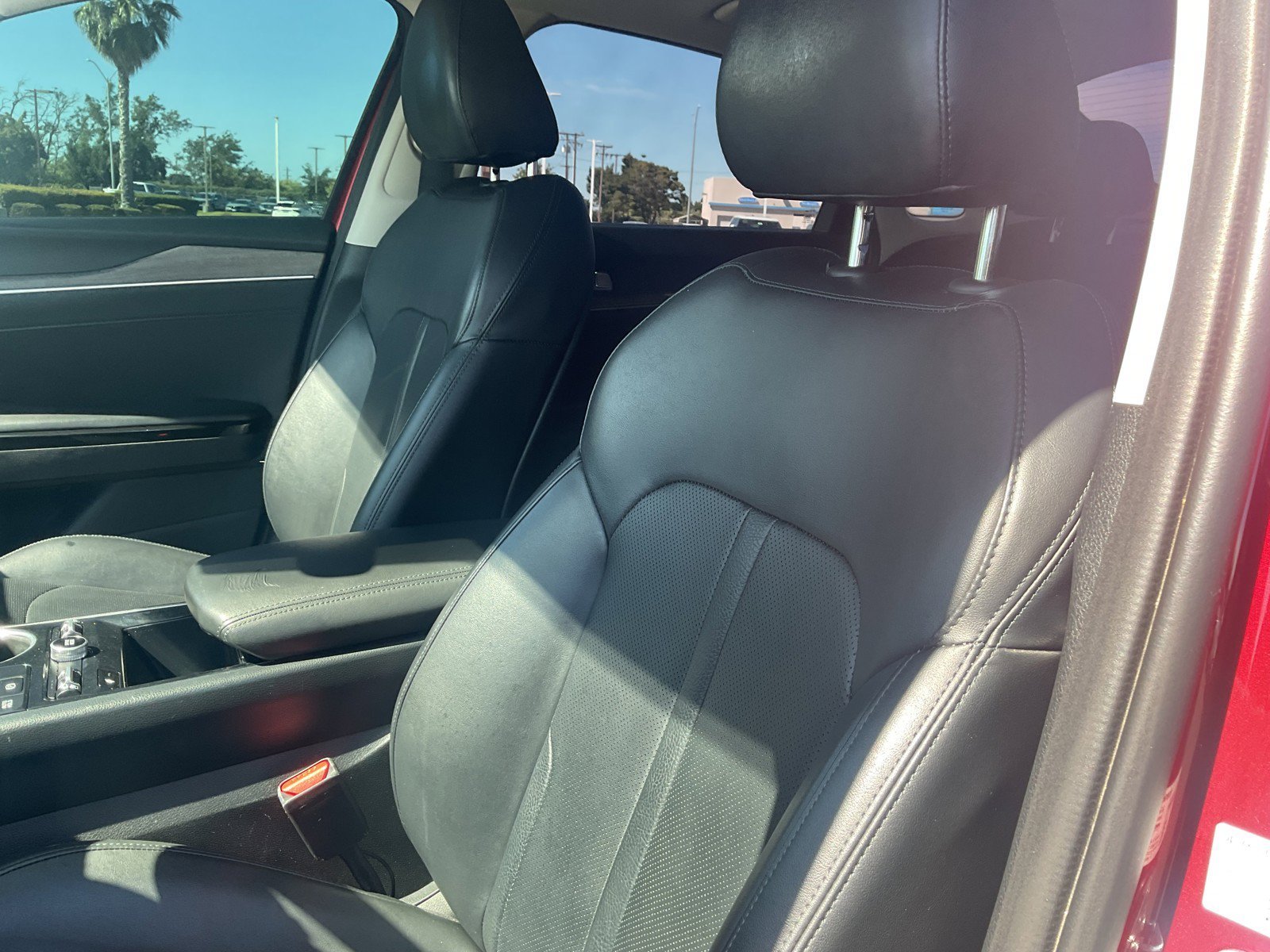 Used 2021 Passion Red Kia EX image 18