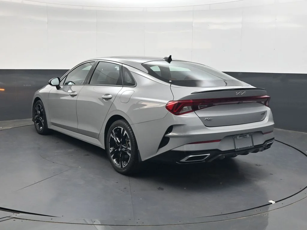 Used 2022 Gray Kia GT-Line image 6