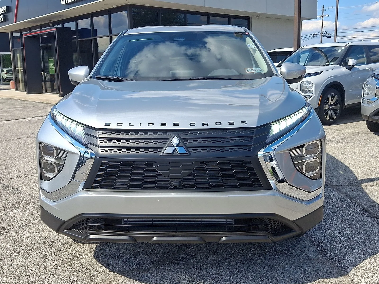 New 2026 Silver Mitsubishi ES image 3