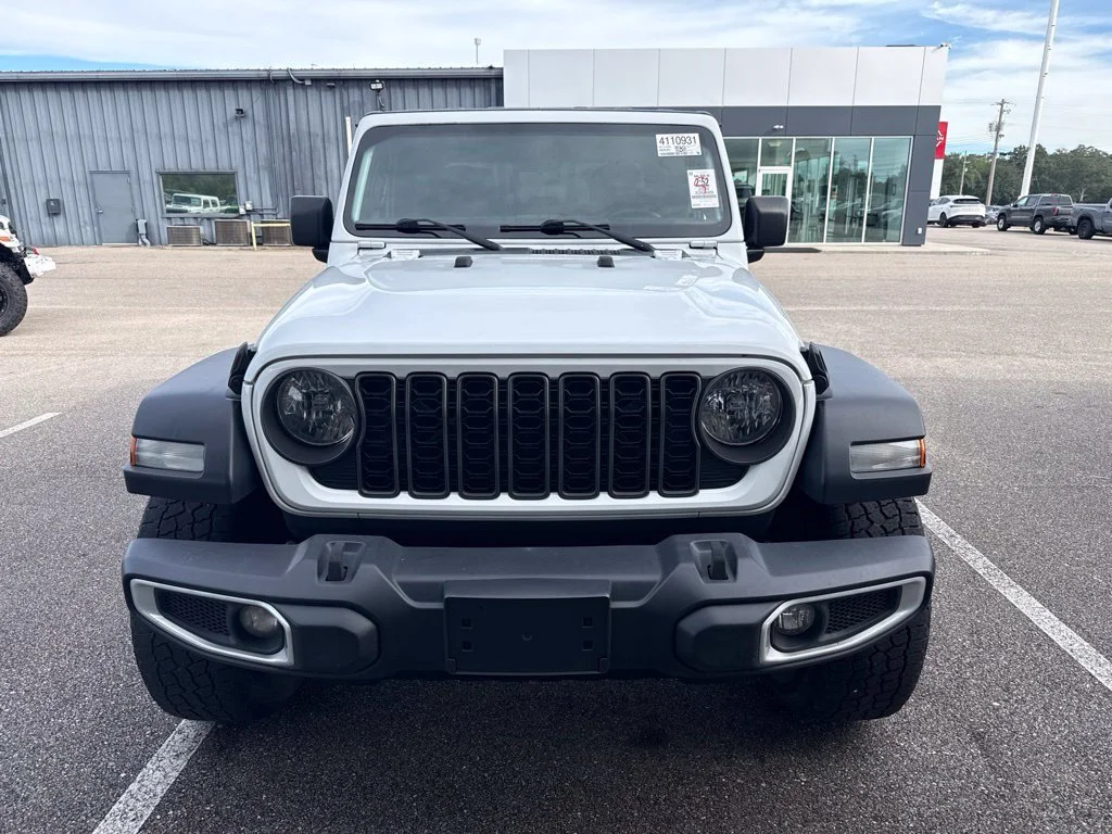 Used 2024 White Jeep Sport image 2