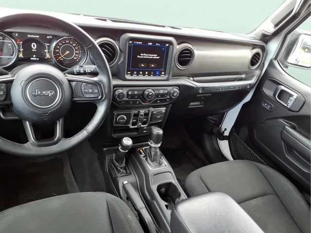 Used 2022 White Jeep Unlimited Willys image 19