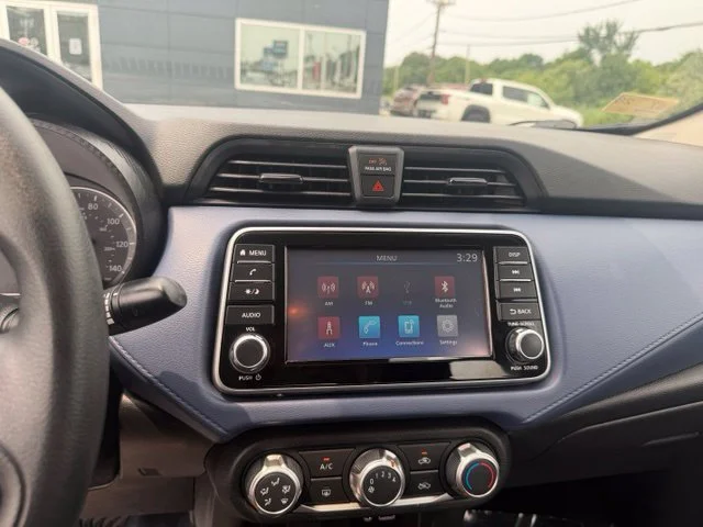 Used 2024 Blue Nissan 1.6 SV image 14