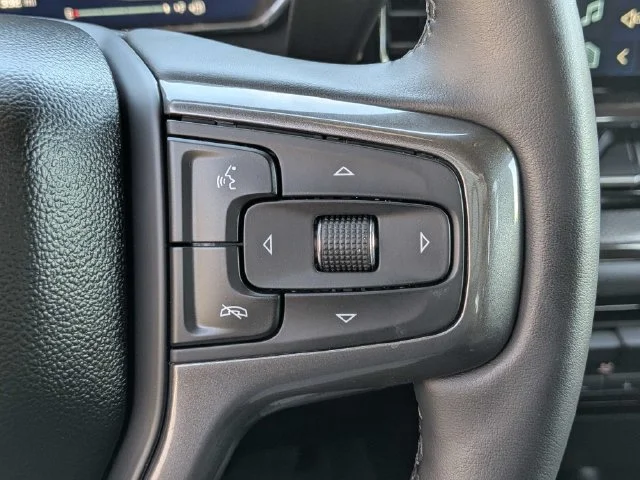 Used 2025 Gray Chevrolet ZR2 image 24