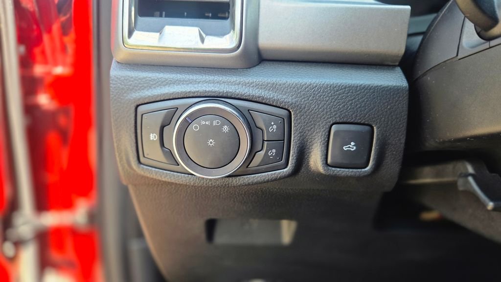 Used 2019 Red Ford Lariat image 19