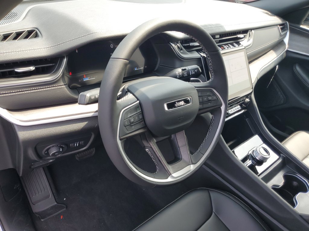 2025 Jeep Grand Cherokee Limited - Photo 16