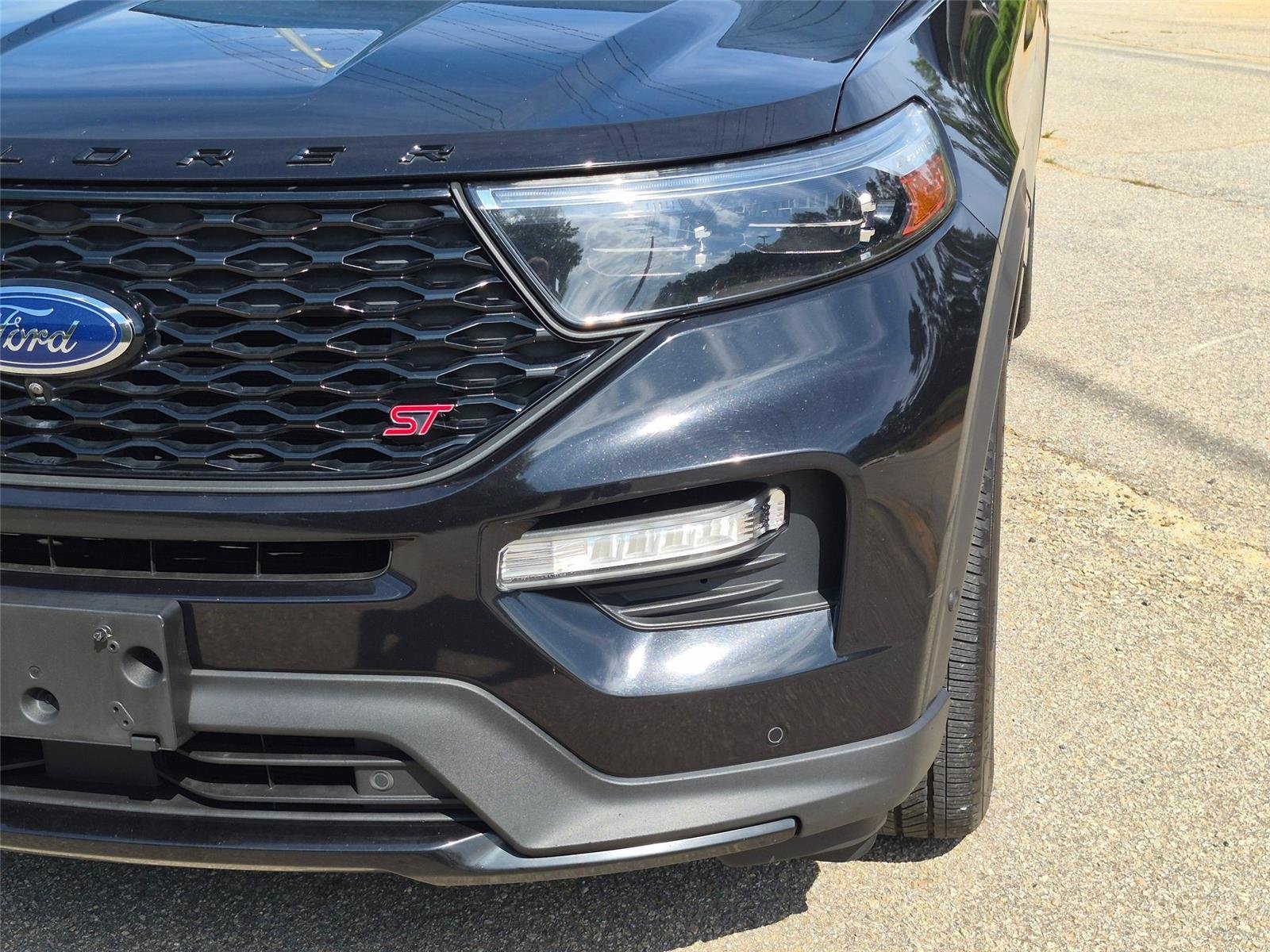 Used 2020 Agate Black Metallic Ford ST image 9