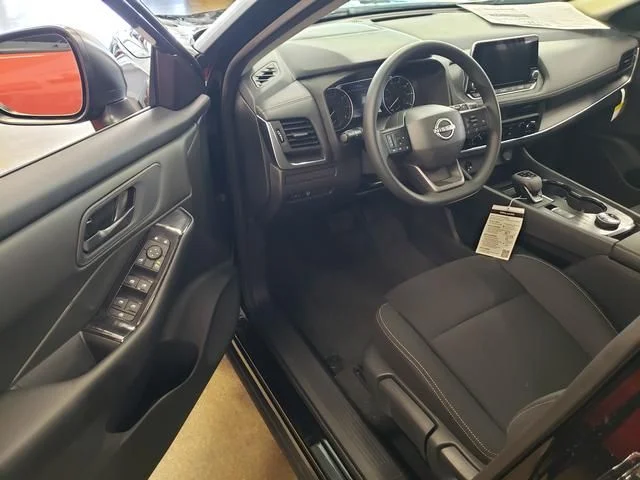 2026 Nissan Rogue S - Photo 9